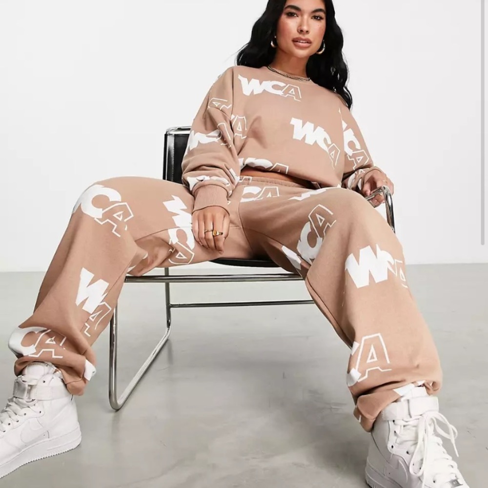 ASOS DESIGN Weekend Collective Sweatpants Monogram Print Size 14 in EUC